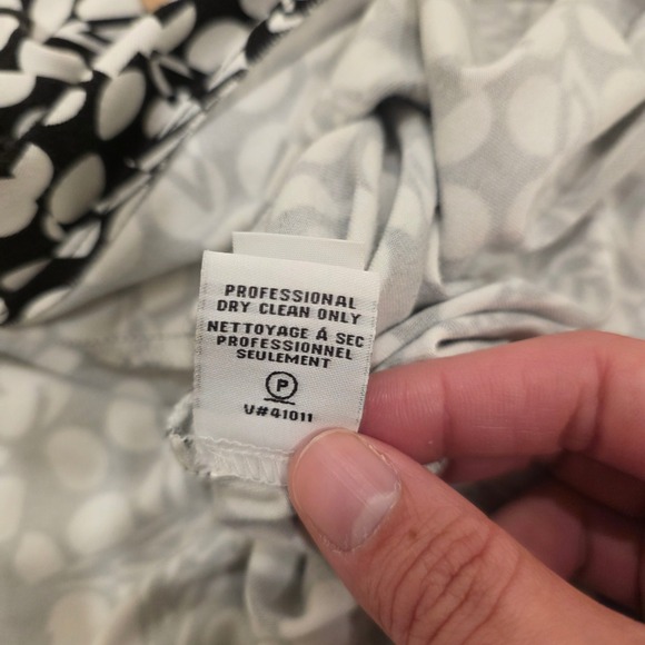 DIANE VON FURSTENBERG NEW JULIAN TWO Black White Polka Dot Wrap Dress Size 4 - Picture 7 of 10